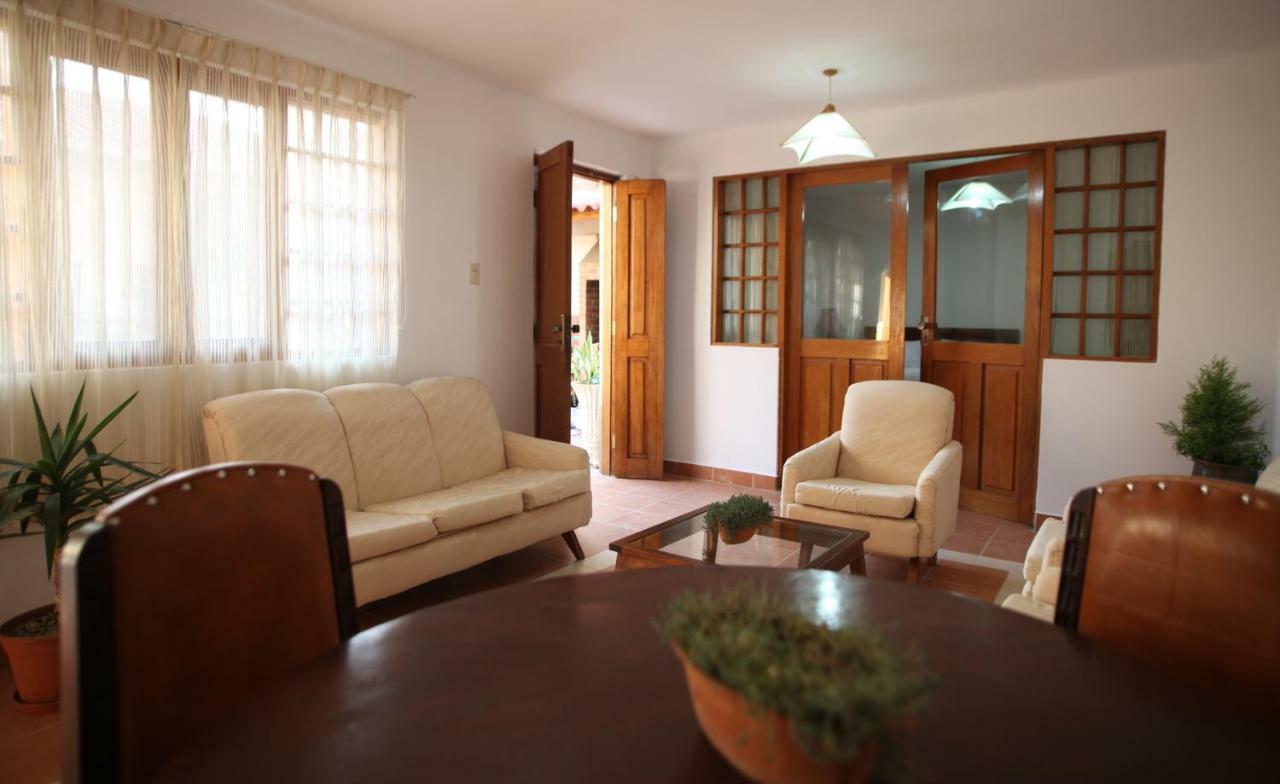 Casa Los Jazmines ซูเกร ภายนอก รูปภาพ